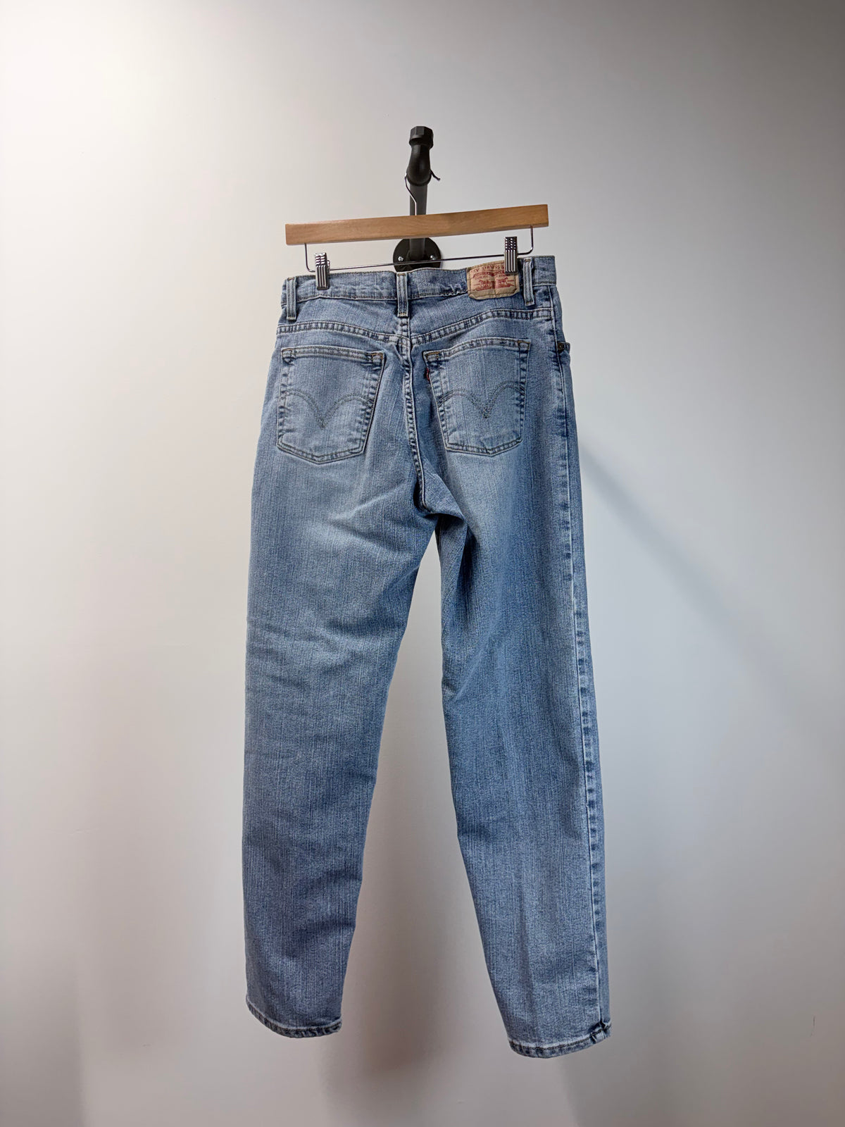 Levi's Tapered Jeans - Women’s 12