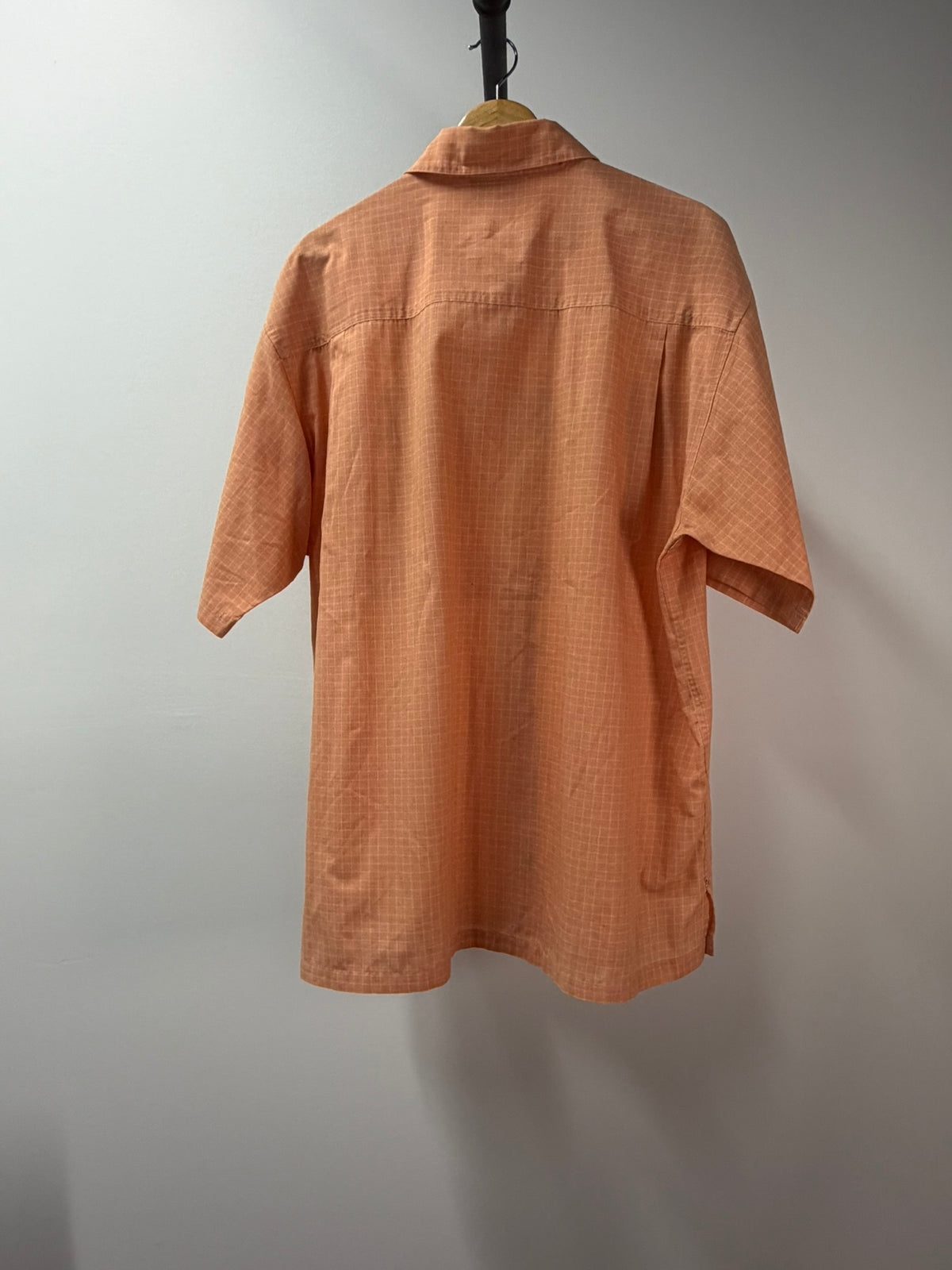 Patagonia Orange Grid Short Sleeve Button-Down Shirt - Men’s L