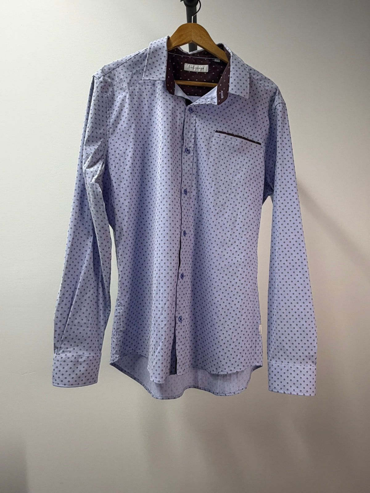 7 Diamonds Light Blue Dot Print Button-Down Shirt - Men’s L