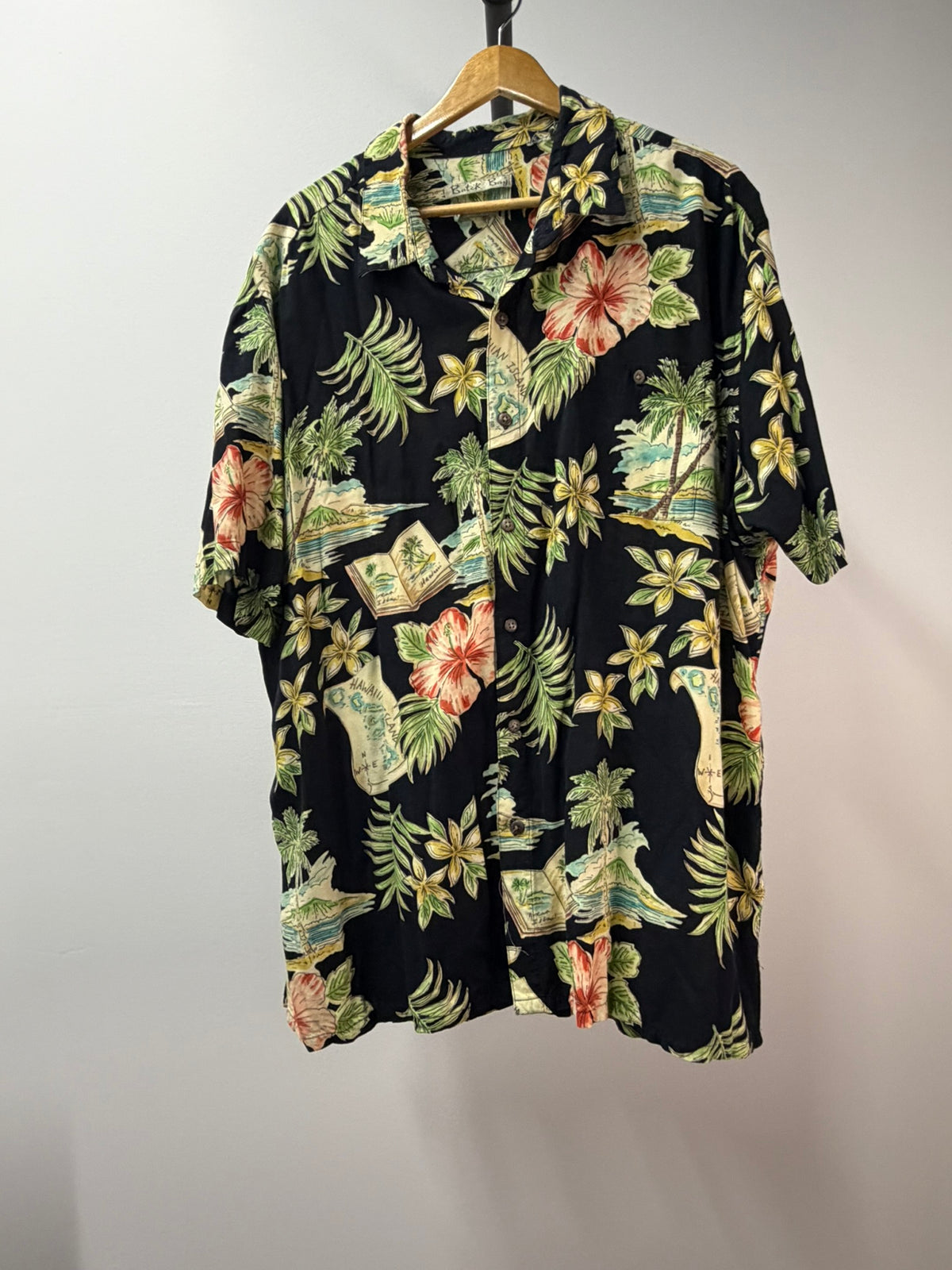 Batik Bay Black Hawaiian Island Print Button-Down Shirt XXL
