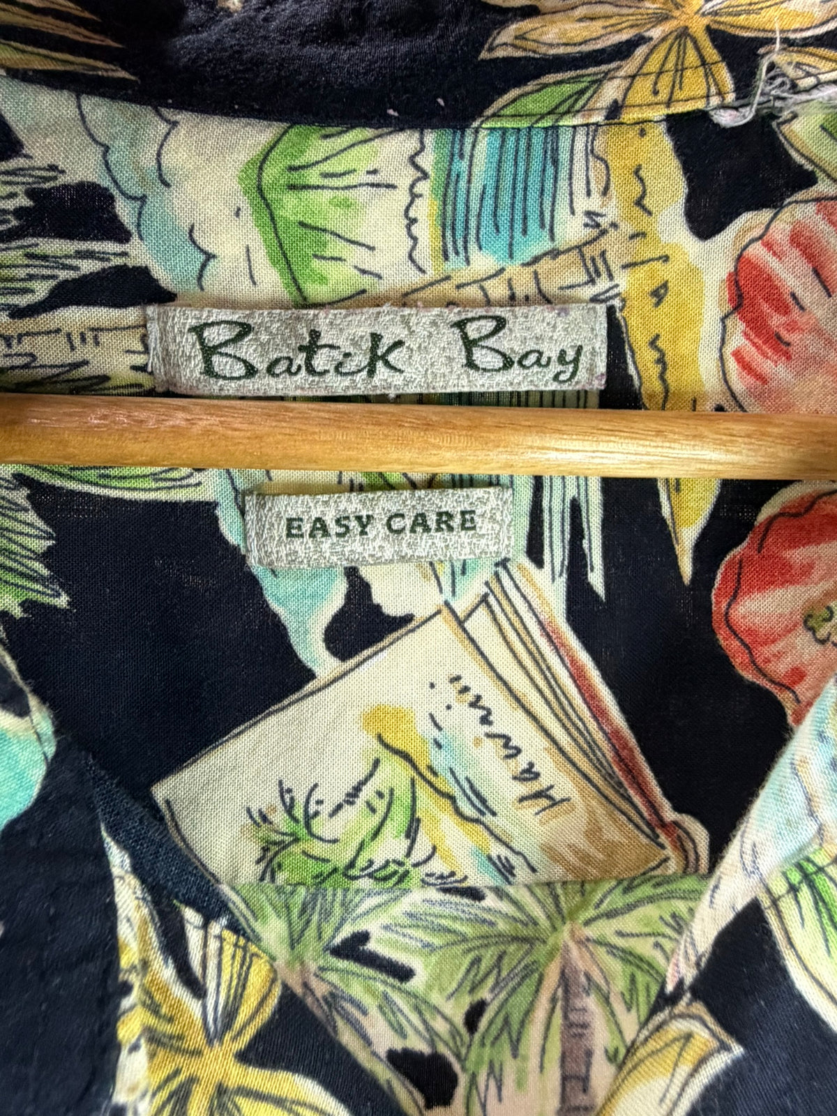 Batik Bay Black Hawaiian Island Print Button-Down Shirt XXL