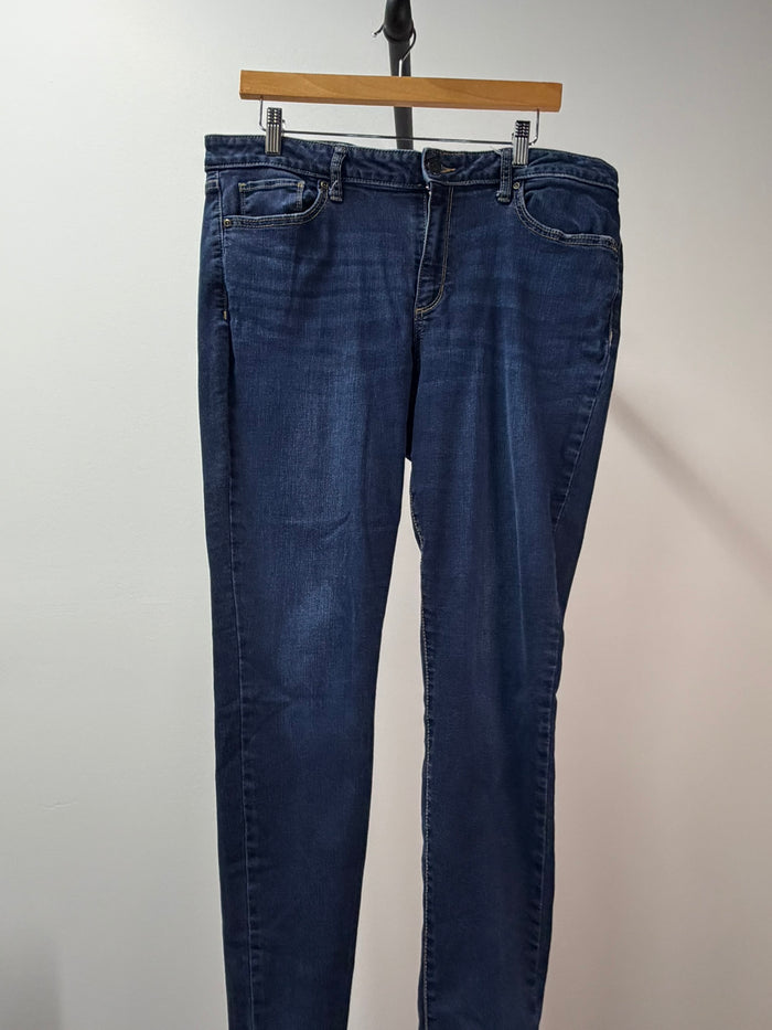 Sonoma Dark Wash Skinny Jeans - Women’s 16