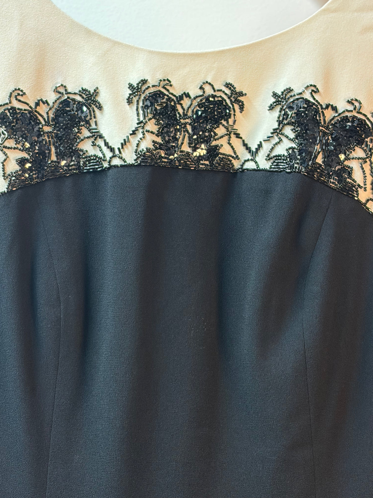 Carole Little Black & Ivory Beaded Cocktail Dress Size 10