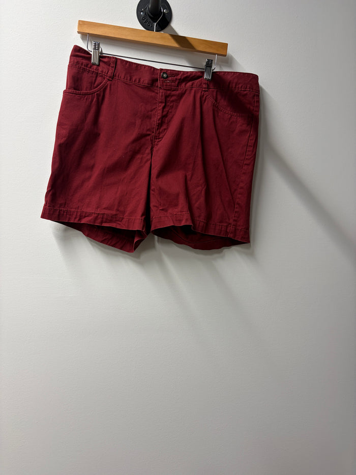 Dockers Burgundy Shorts Size 14